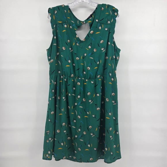41 Hawthorn Dresses & Skirts - 41 Hawthorn Floral Dress XXL Green V-Neck Keyhole Ruffle Eclectic Boho